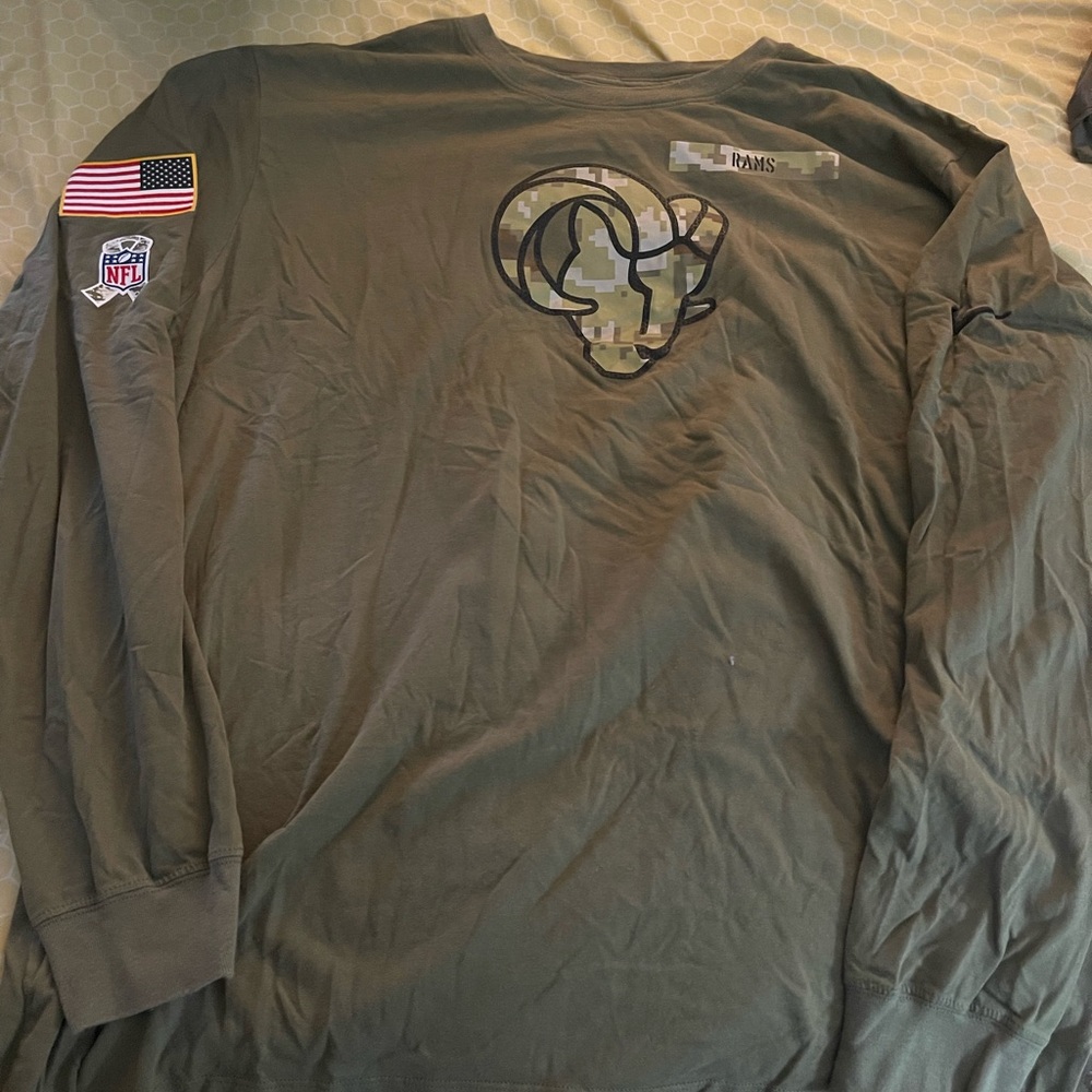 Los Angeles Rams Salute to Service long sleeve Tee. Nike 3xl